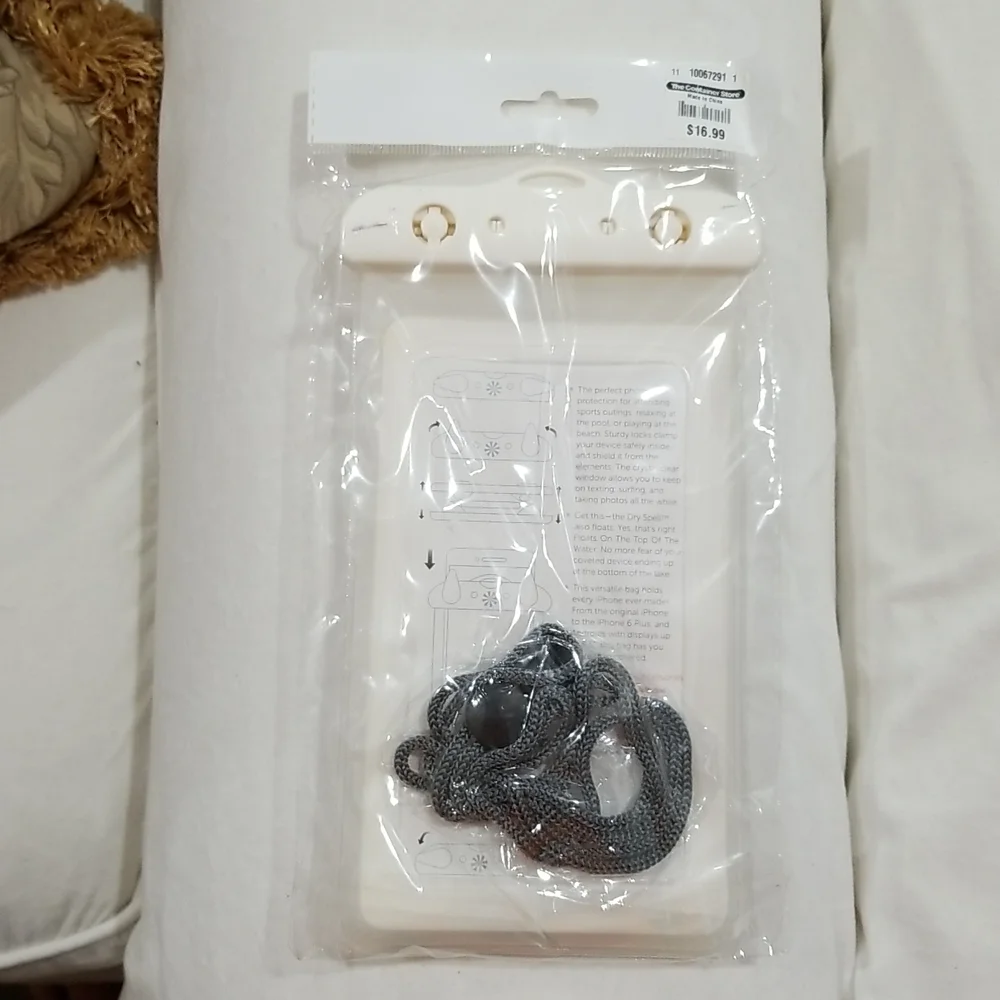 Floatie Water Defender Bag for Cell Phones